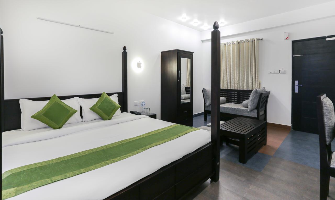 Forest County Hotel Munnar Bagian luar foto