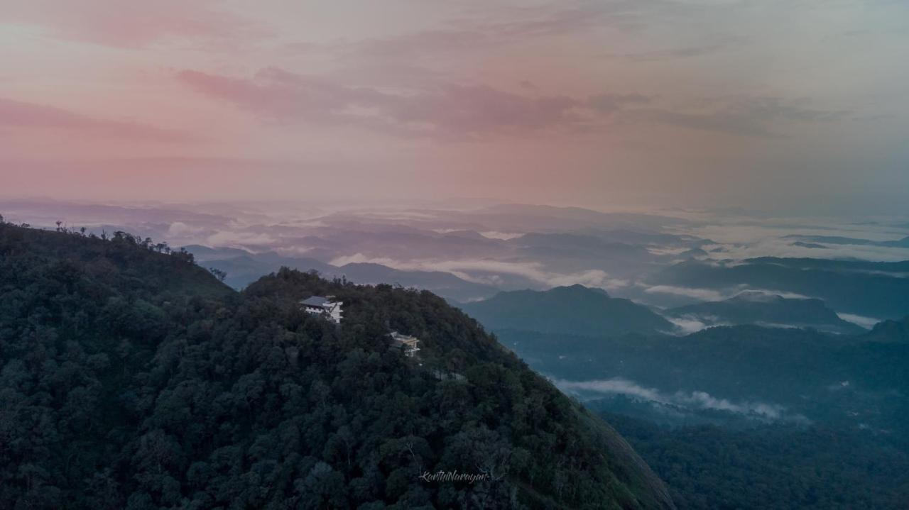 Forest County Hotel Munnar Bagian luar foto
