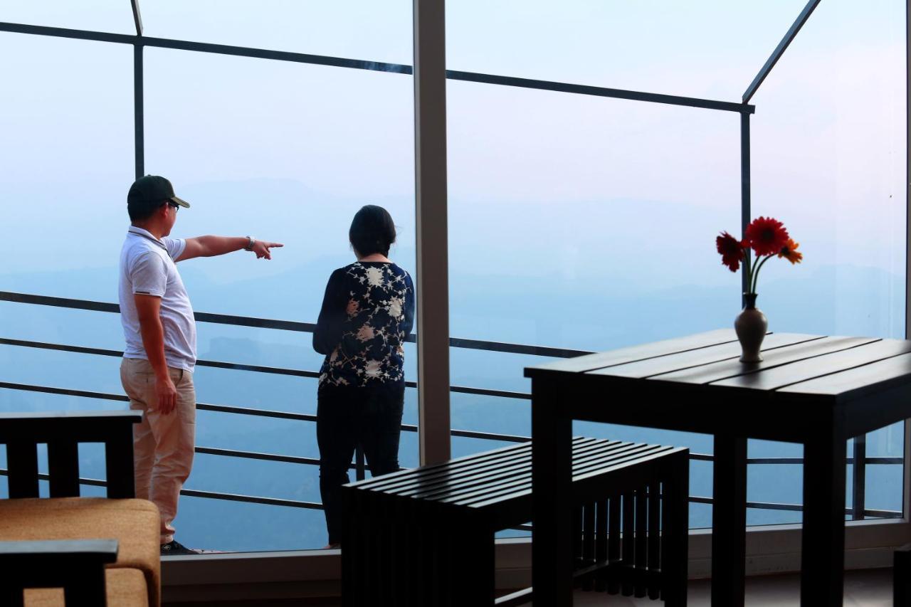 Forest County Hotel Munnar Bagian luar foto